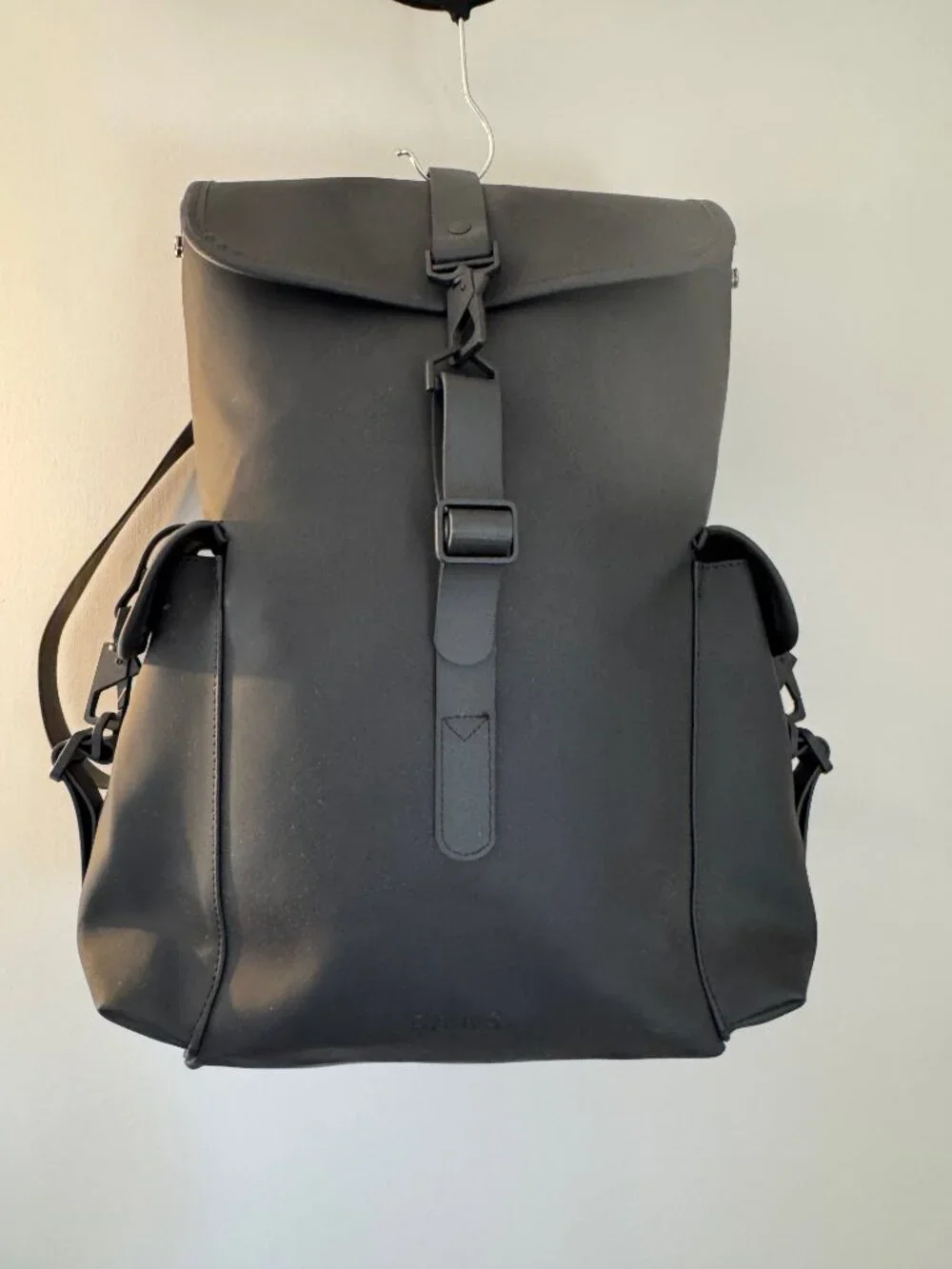 Rains Rucksack Cargo Backpack - Picture 4 of 4